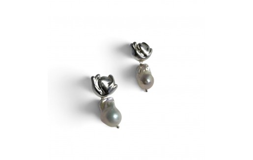 The curated earrings